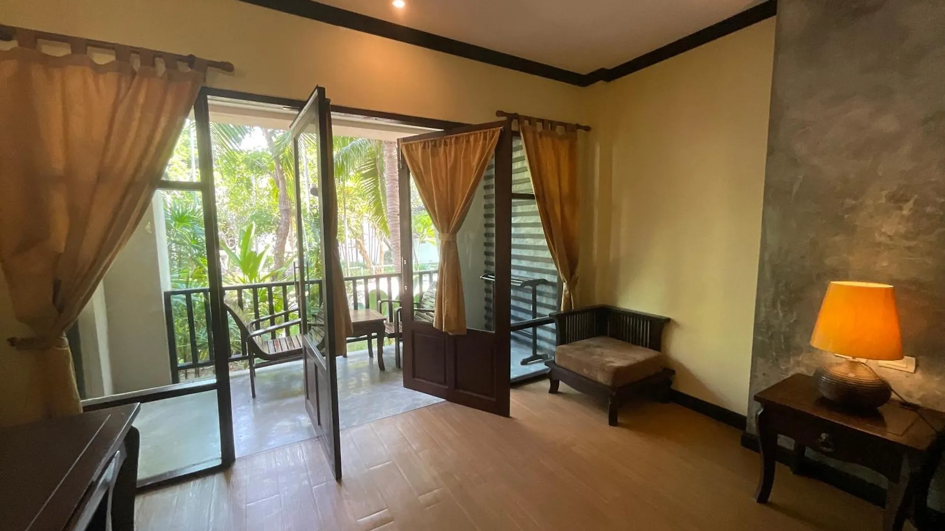 Seashell Resort Koh Tao-Sha Plus