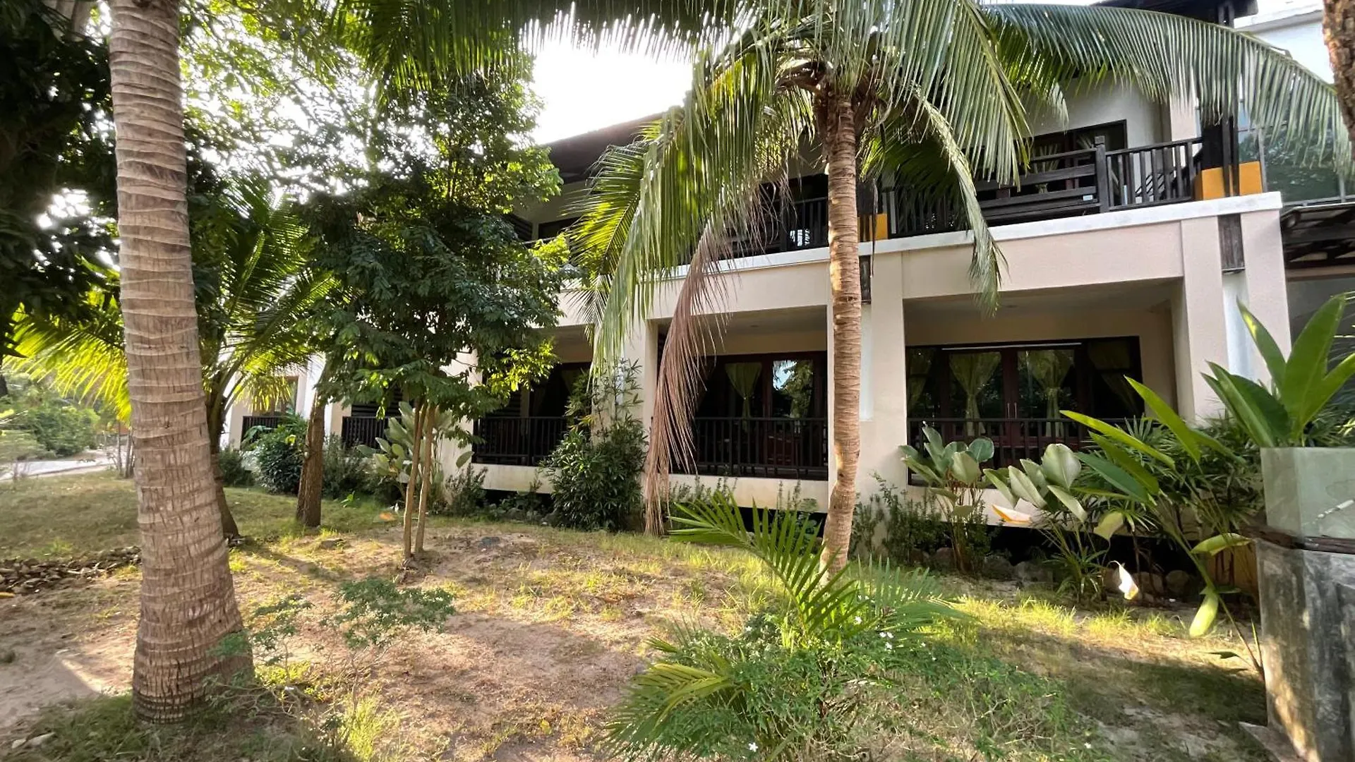 Seashell Resort Koh Tao-Sha Plus 3*,  Tajlandia